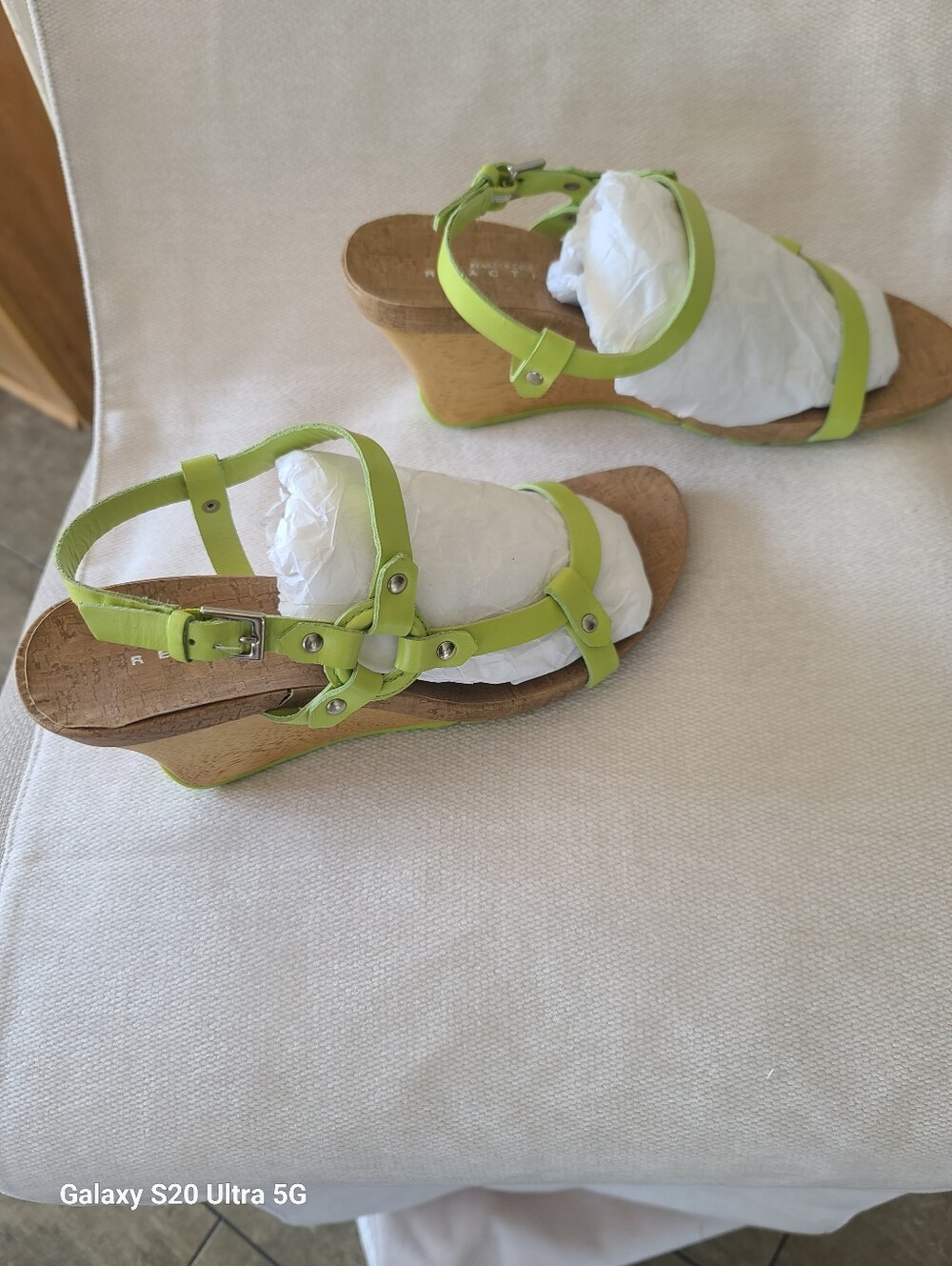 Kenneth COLE Reaction Women’s Lime Green Leather Cork Wedge Sandals